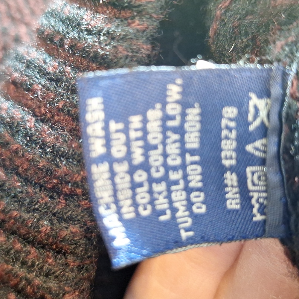 AMONGST OTHERS XL SWEATER. - Picture 6 of 6